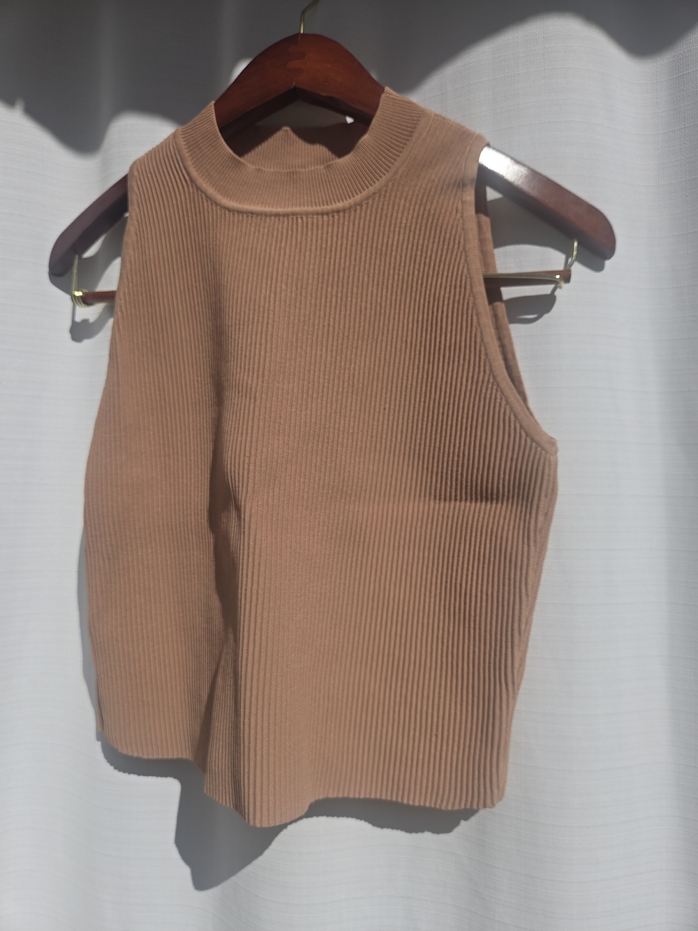 Sleeveless Ribbed Tank Top in Camel